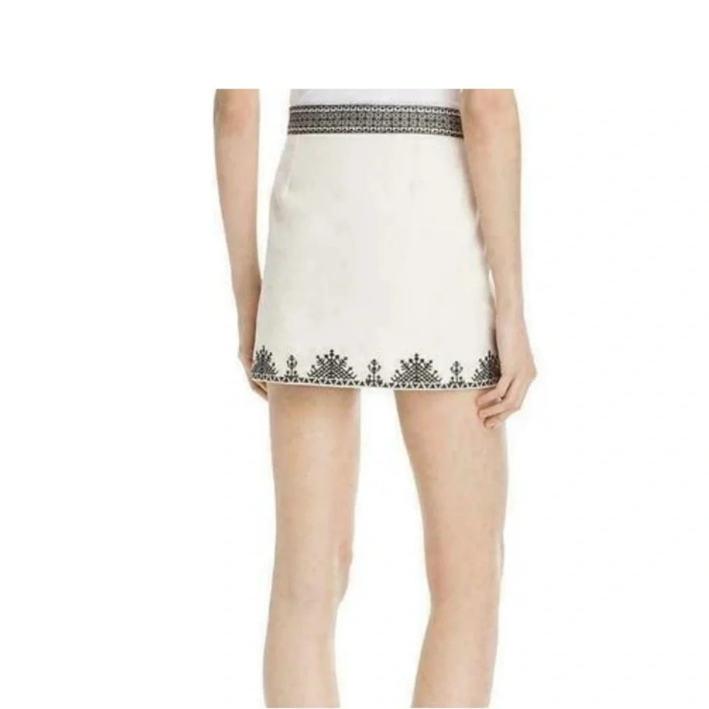 NWT Joie Off-White Caviar Genovefa Embroidered Mini Skirt, Size 2